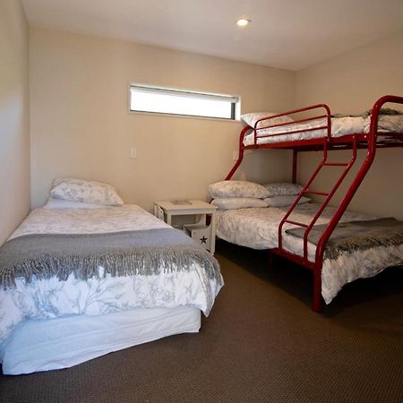 Kotare Point Paradise - Akaroa Holiday Home エクステリア 写真